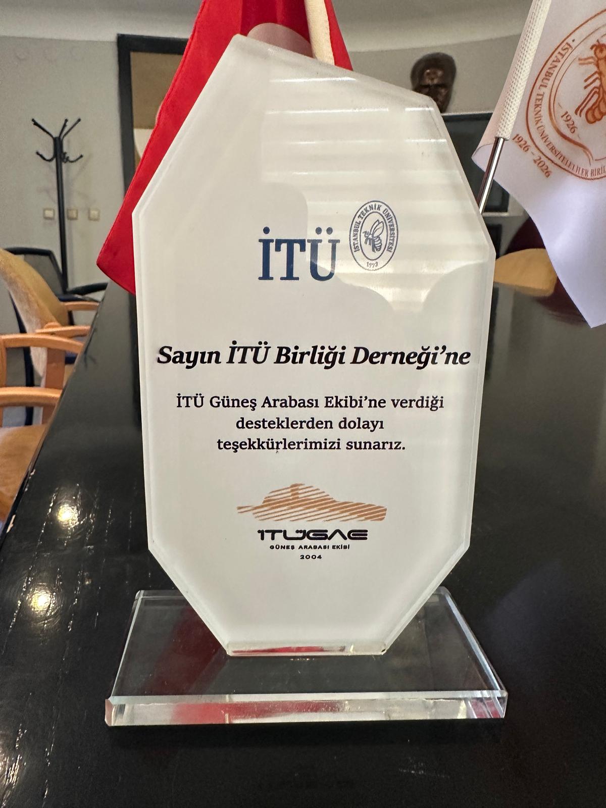 İTÜ Güneş Arabası Ekibi Derneğimize ziyareti